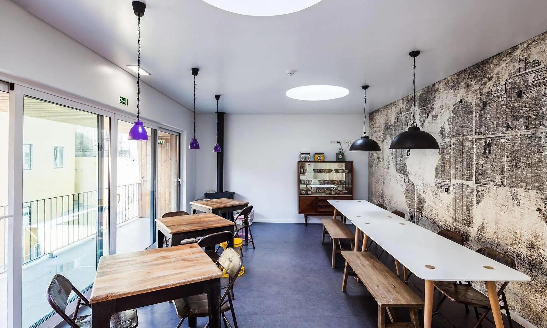 Hostel Moon Hill By Joivy Sintra