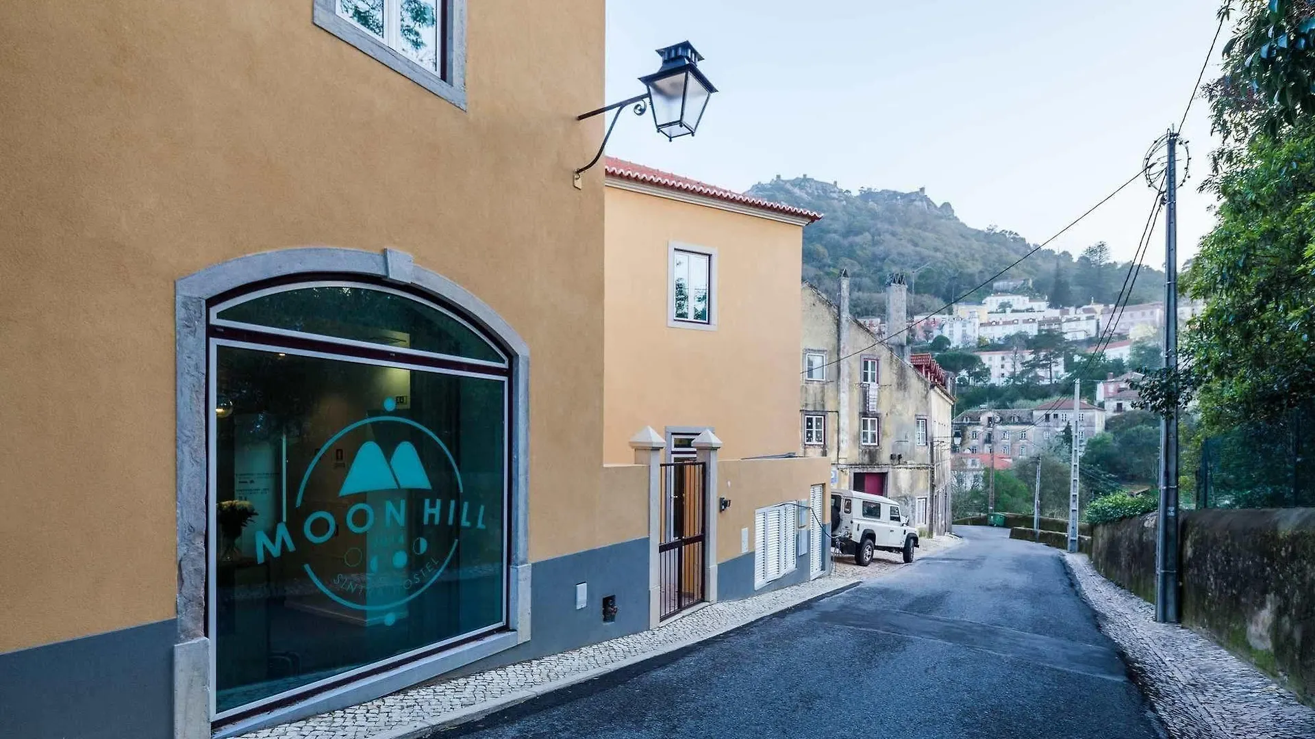 Hostel Moon Hill By Joivy Sintra 0*,